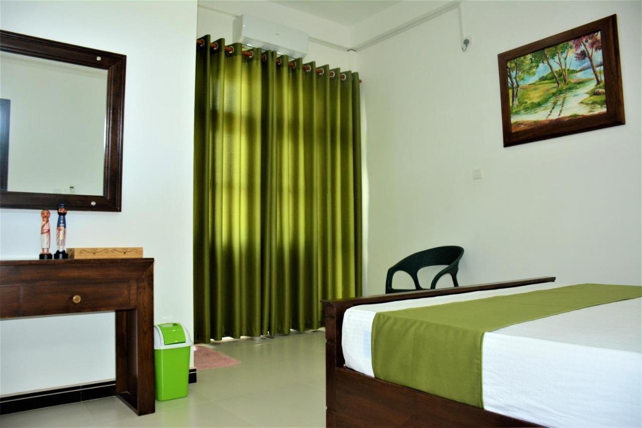 Aura Villa Polonnaruwa Exterior photo